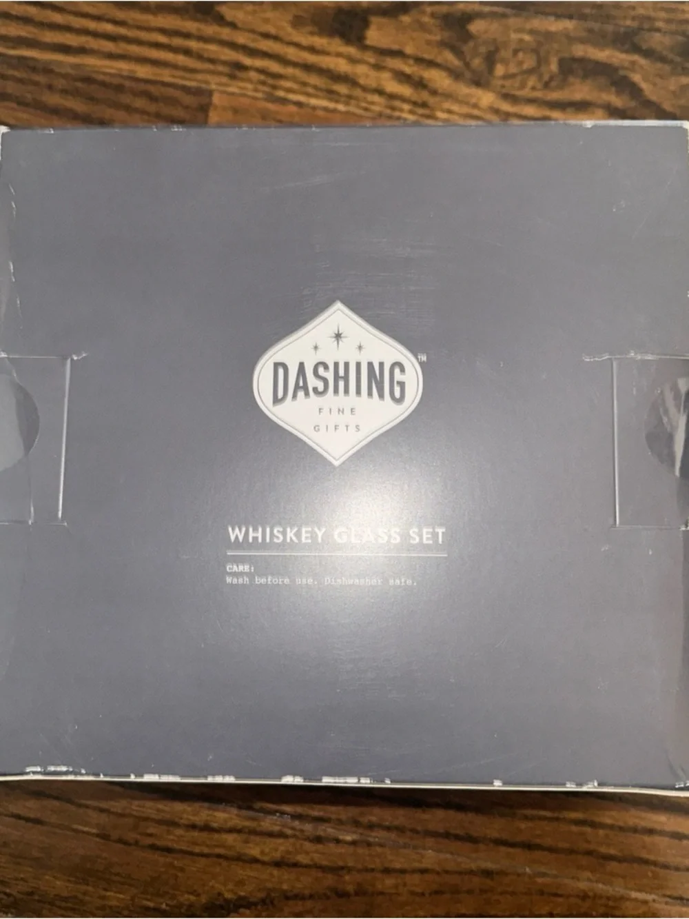 Dashing Fine Gifts Whiskey Glass 4-piece Gift Set of 12 Oz Cups with Ice Molds